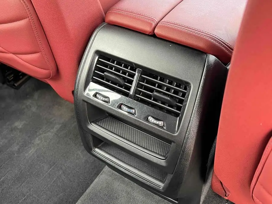 BMW X5 2023 xDrive 30Li Luxury M Sport Package