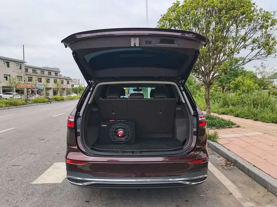 فولكس فاجن فيلوران 2020 330TSI الفئة الفاخرة