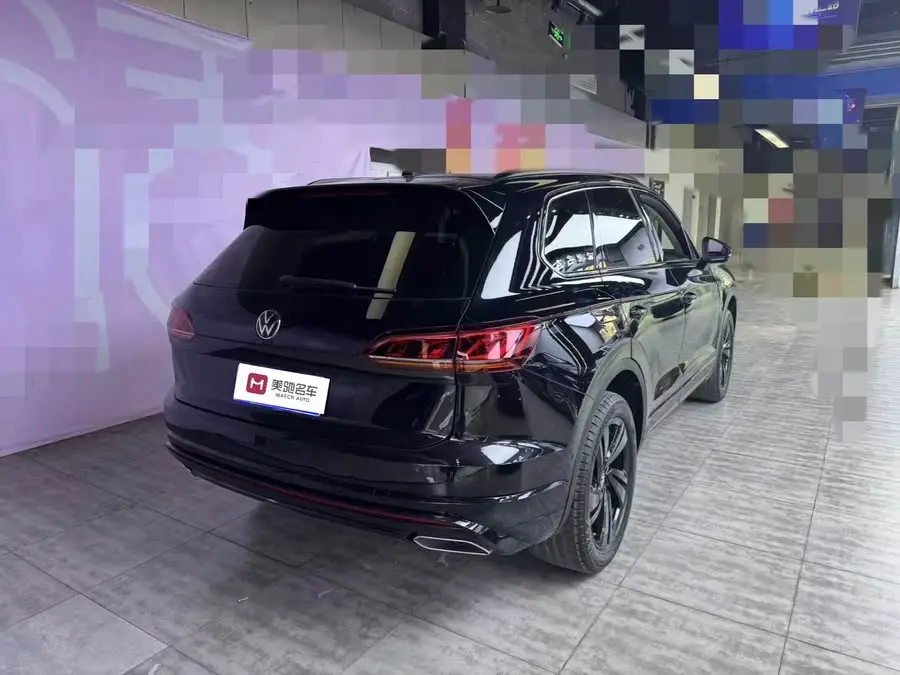 Touareg 2022 3.0 TSI R-Line Black Sport Package