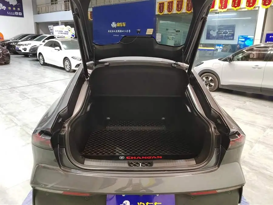 Changan UNI-V 2023 1.5T Premium