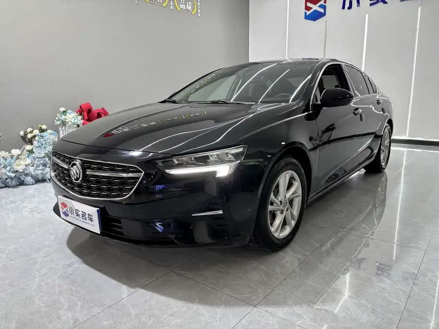 بيوك ريجال 2022 552T الإصدارة الذكية