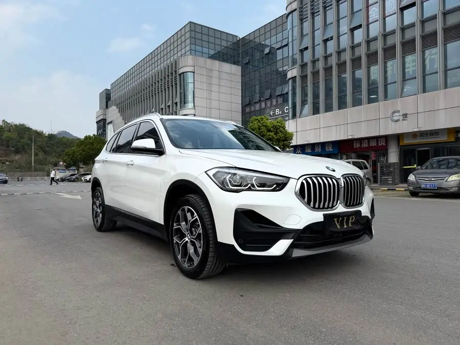 BMW X1 2022 sDrive25Li Leading Edition