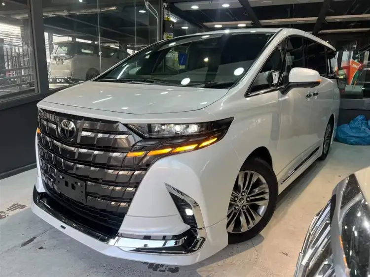 Alphard 2025 Dual Engine 2.5L Premium Golden Edition