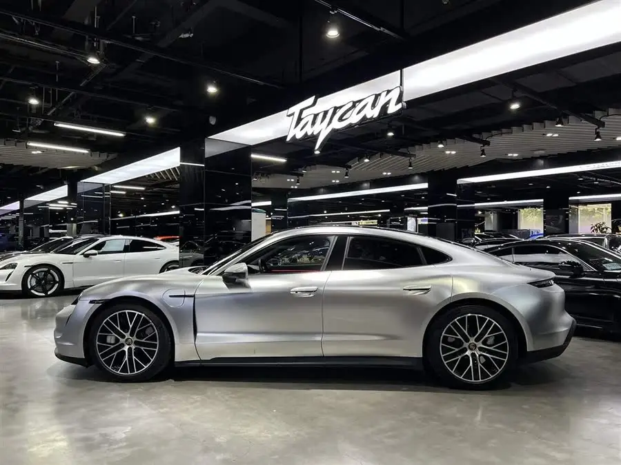 Taycan 2020