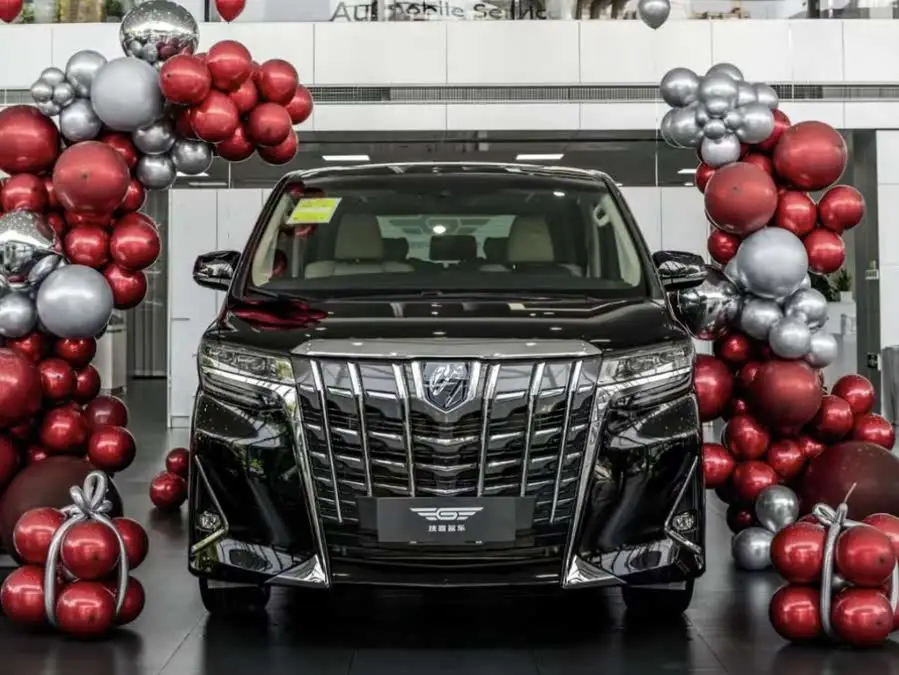 ألڤارد 2021 بمحرك مزدوج 2.5 لتر فئة فاخرة