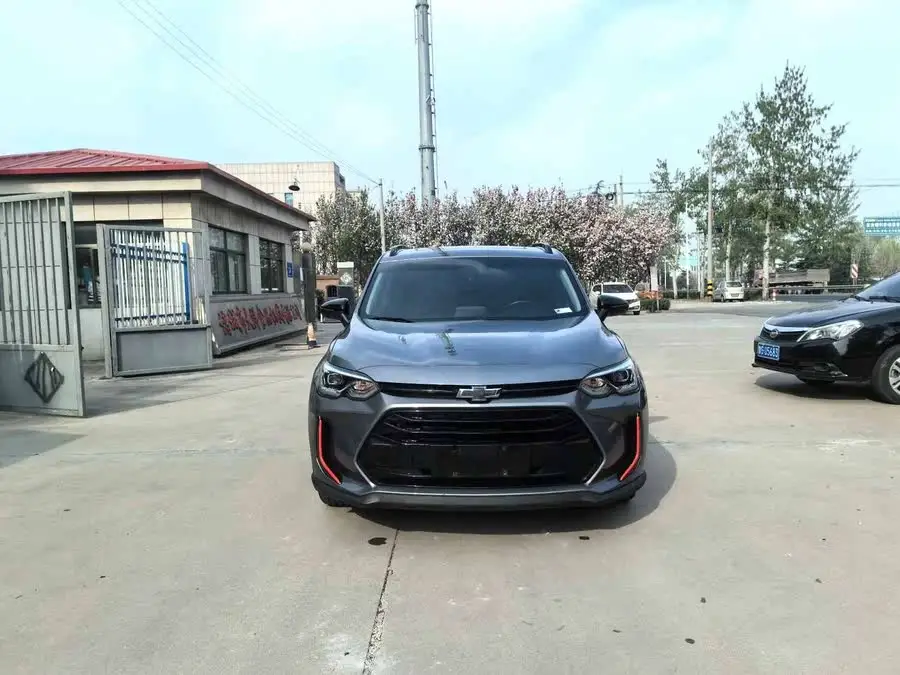 Wuling Hongguang Plus 2020 Light Hybrid 530T Automatic Enjoy Version (5+2 seats)
