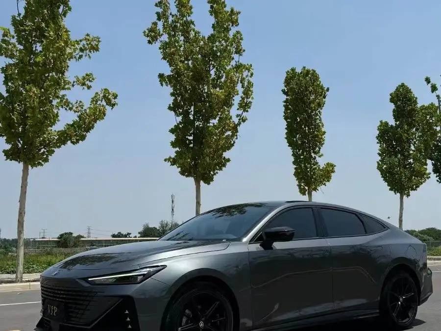 Changan UNI-V 2022 1.5T Premium