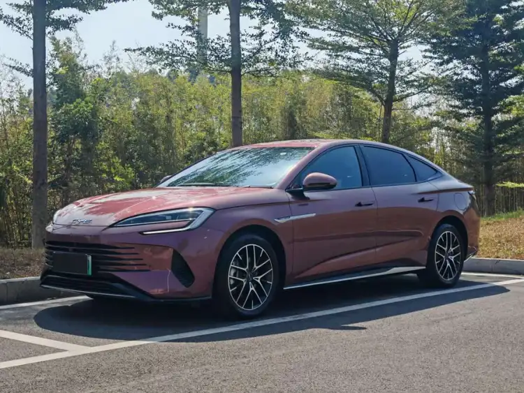 Sealion 2023 DM-i 1.5L 121km Premium