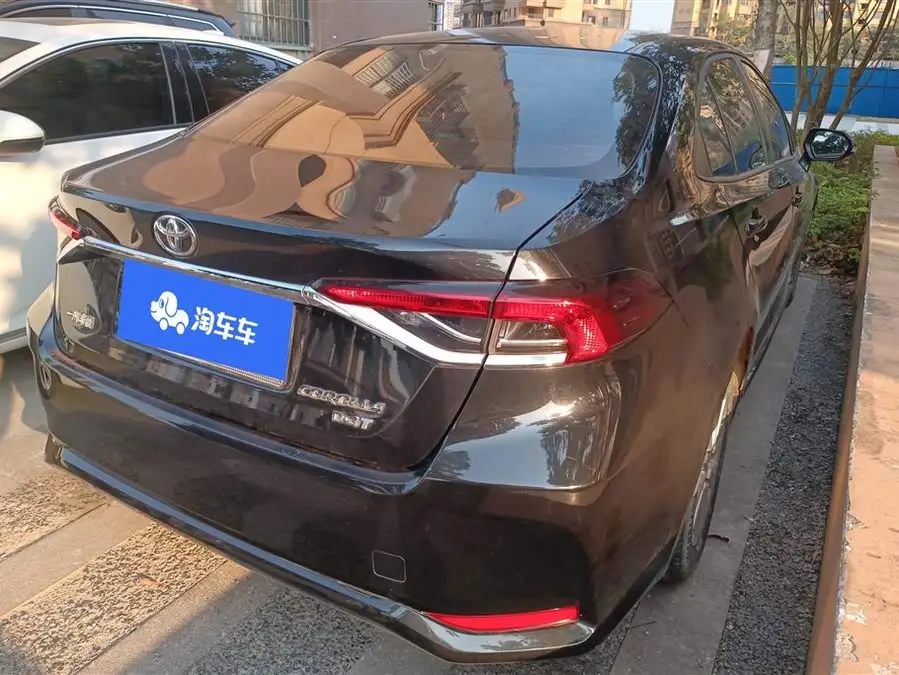 كورولا 2019 1.2T S-CVT GL-i النسخة المتميزة