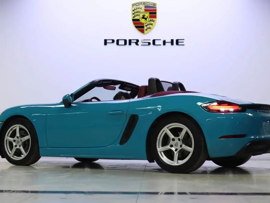 Porsche 718 2018 Boxster 2.0T
