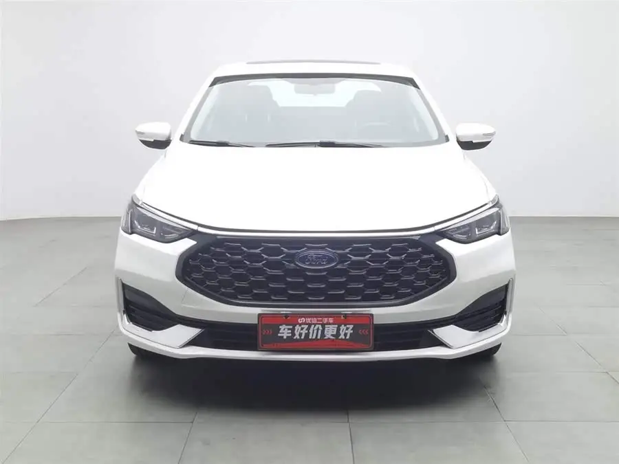 Ford Focus 2021 1.5L Automatic Diamond Edition