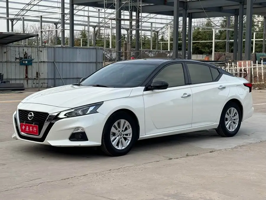 تينّا 2020 2.0L XL فئة الراحة