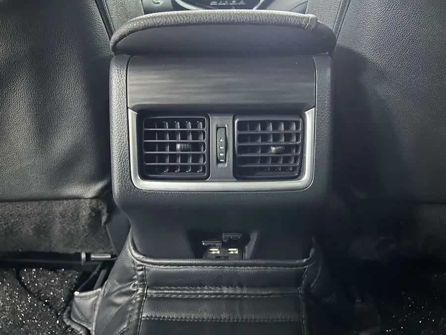 Camry 2021 2.0G Luxury Edition