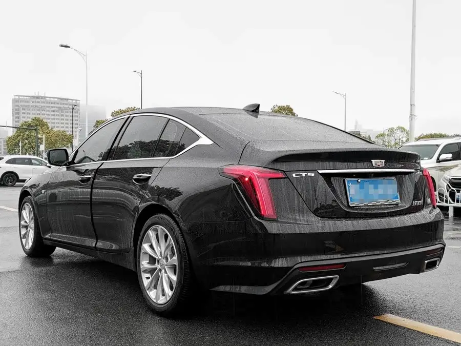 كاديلاك CT5 2021 28T الفاخرة