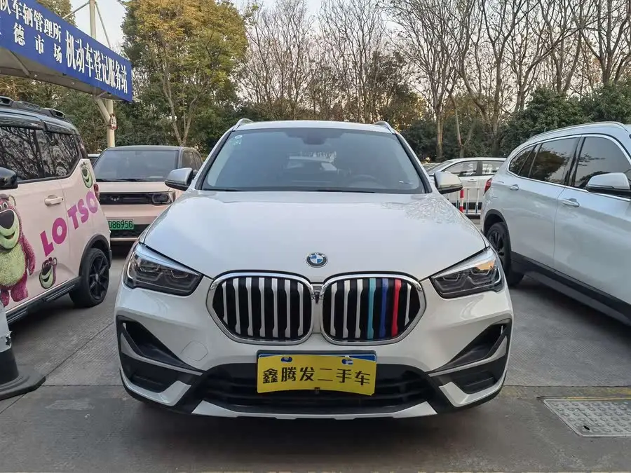 بي إم دبليو X1 2022 sDrive20Li إصدار الموضة