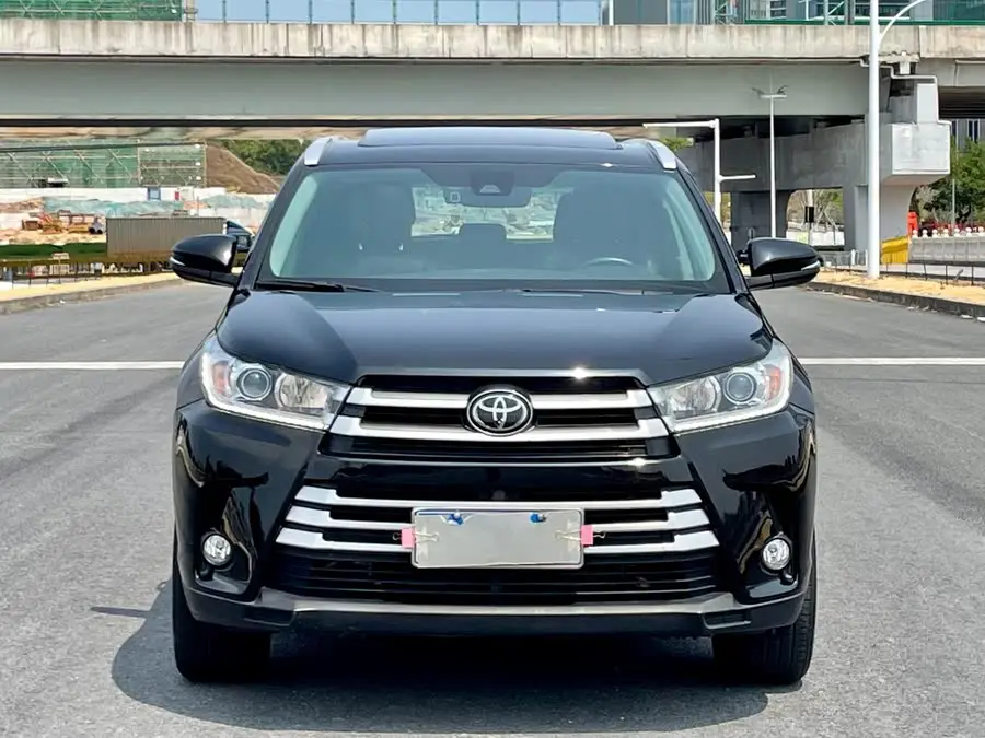 هايلاندر 2018 2.0T دفع ثنائي نسخة فاخرة 7 مقاعد معيار VI