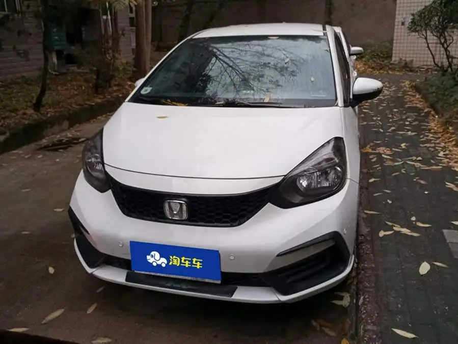 2021 هوندا فيت 1.5 لتر CVT الطراز المتطور