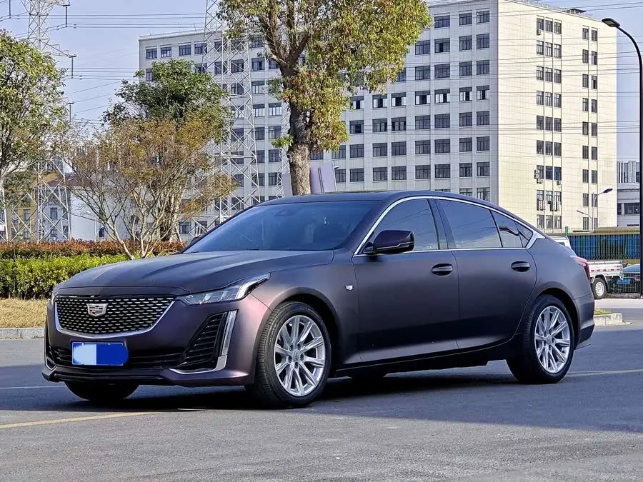 كاديلاك CT5 2021 28T فخمة