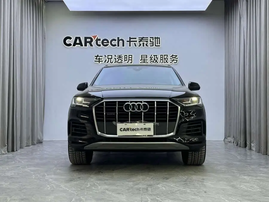 Audi Q7 2023 55 TFSI quattro S line Sport Model