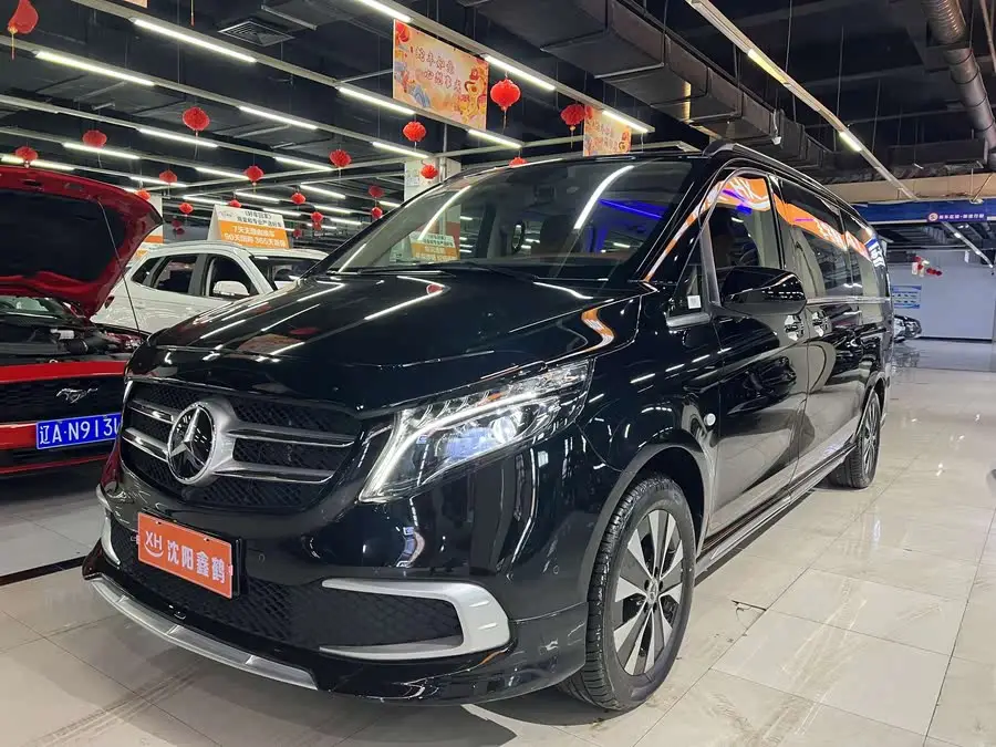 Vito 2023 2.0T Business Edition 7-seater