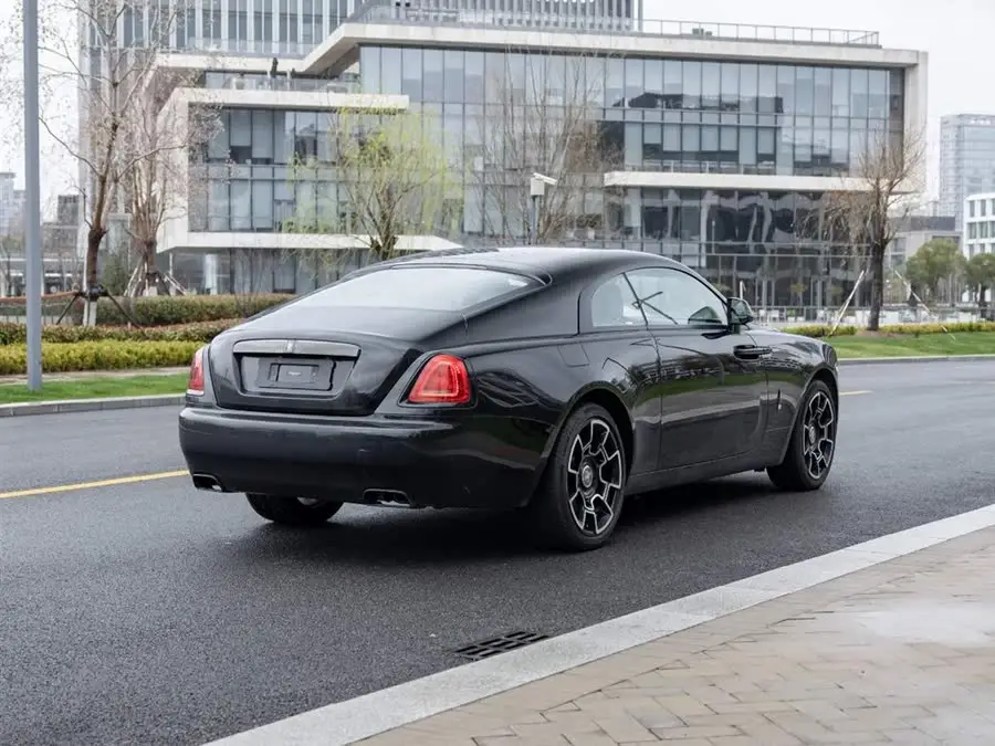 Phantom 2018 6.6T Black Badge