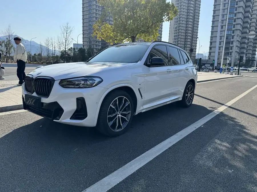 BMW X3 2023 xDrive30i Leading M Night Package