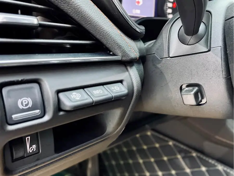 كاديلاك CT5 2020 نسخة محدثة 28T بلاتينيوم سبورت إديشن