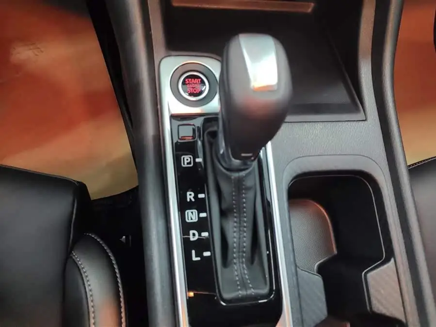 2022 نيسان سيلفي 1.6 لتر XL CVT إيديشين إينجو