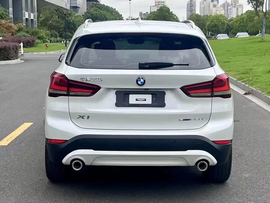 BMW X1 2022 sDrive25Li Leading Edition