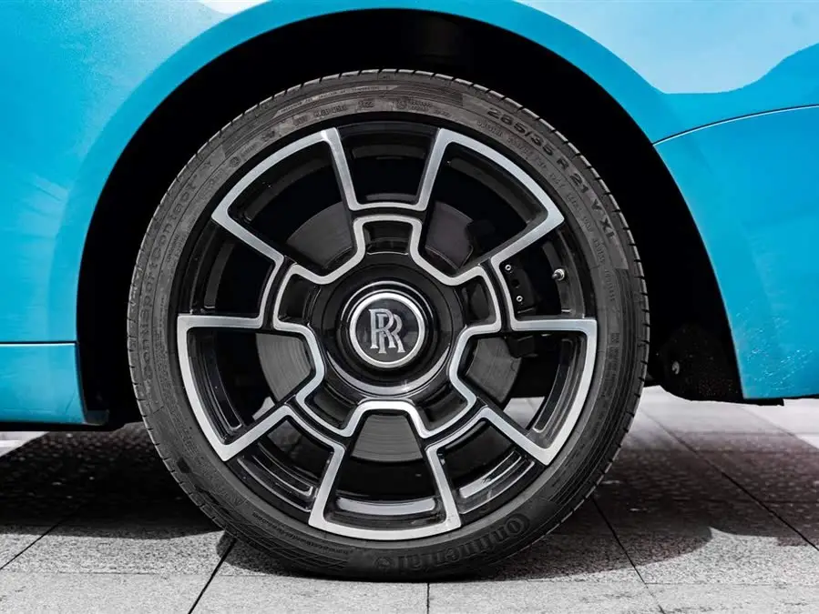 فانتوم 2018 6.6T القياسي