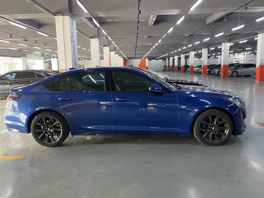 كاديلاك CT5 2021 28T بلاتينيوم