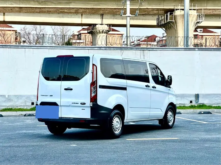 Ford Transit 2019 2.0T Diesel Multi-Purpose Commercial Vehicle Short Wheelbase Low Roof 6-Seater National VI
