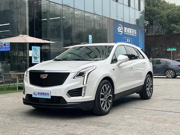 Cadillac XT5 2022 2.0T AWD Platinum