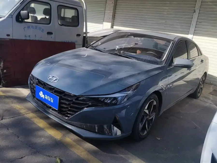 إيلانتر 2022 1.5 لتر CVT LUX المميزة