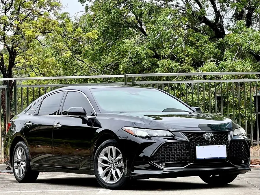 تويوتا أفالون 2019 فئة الرفاهية 2.0 لتر الوطنية السادسة