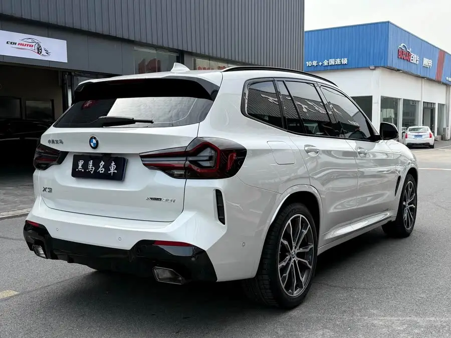 BMW X3 2023 xDrive30i Leading M Night Package
