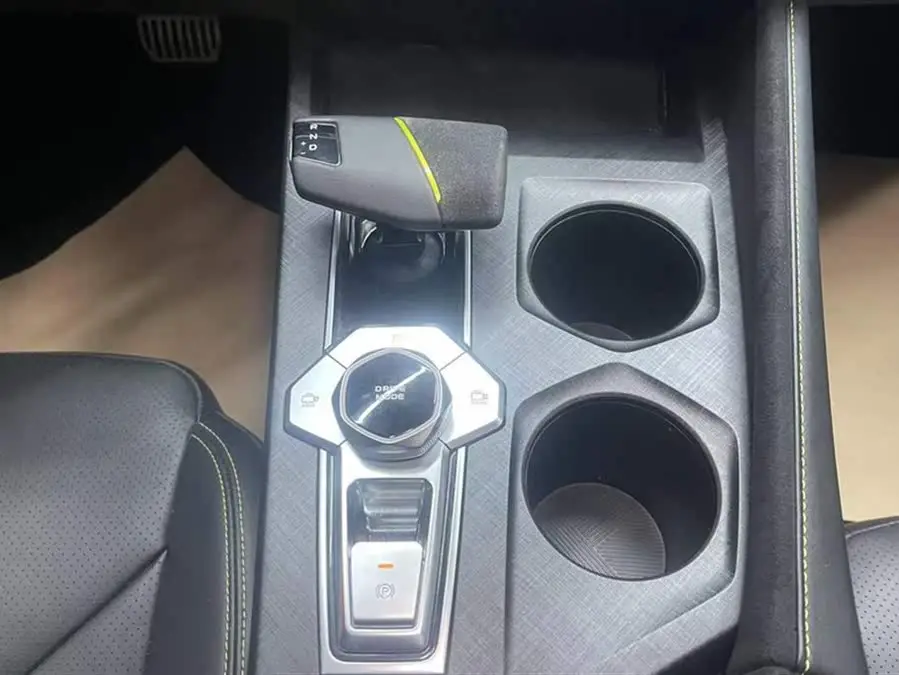 Changan UNI-V 2022 1.5T Sport Edition