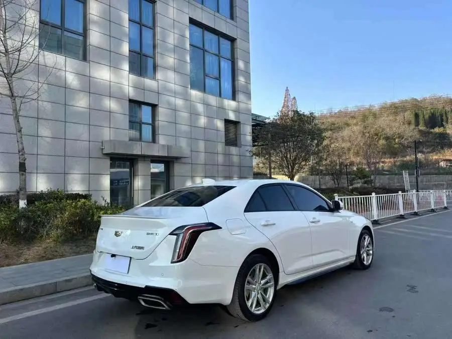 Cadillac CT4 2022 28T Luxury