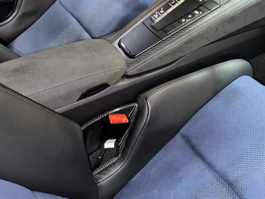 Porsche 718 2022 Cayman GT4 RS 4.0L