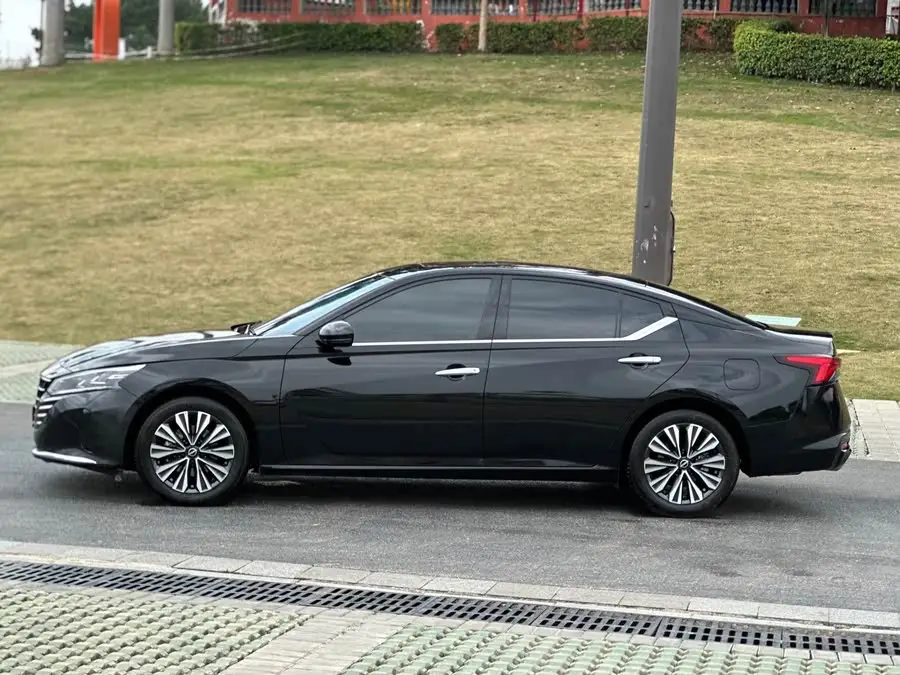 تينلاي 2024 2.0L XE النسخة الحقيقية