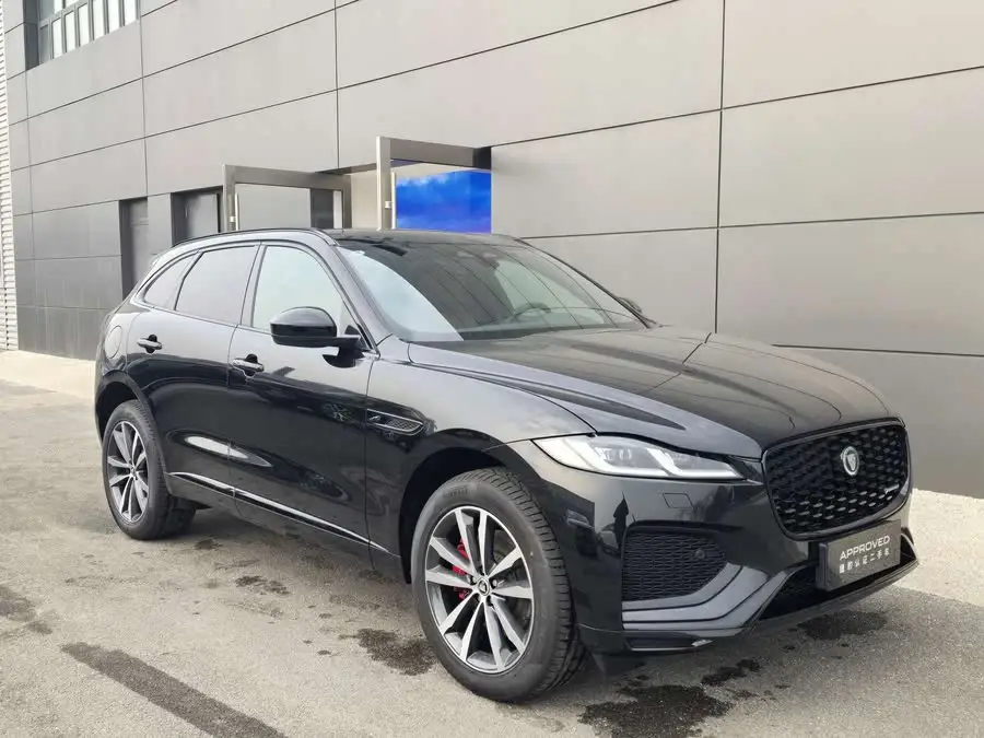 Jaguar F-PACE 2024 P250 R-Dynamic SE