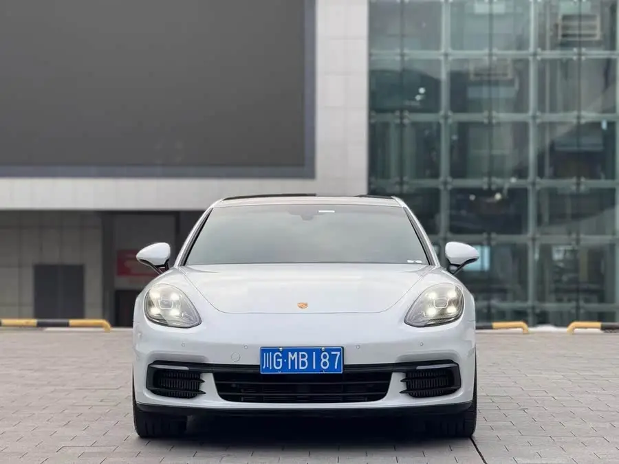 2019 Porsche Panamera 2.9T