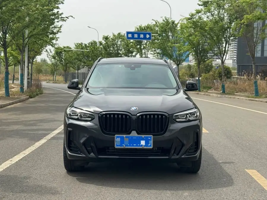 BMW X3 2022 xDrive30i Leading Model M Shadow Package