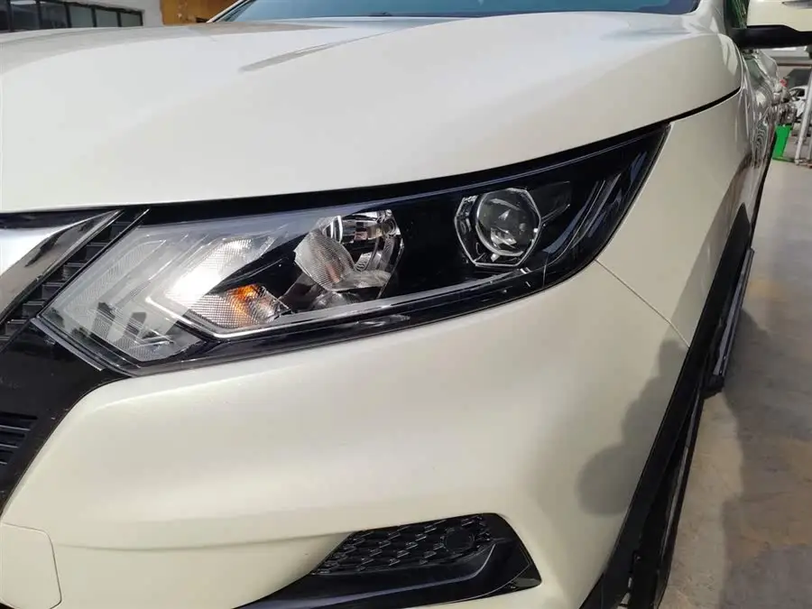 نيسان قاشقاي 2022 2.0 لتر CVT XV النسخة الذكية