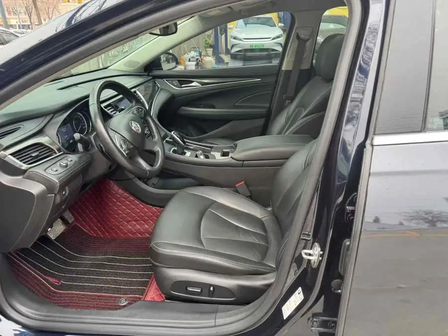 Buick LaCrosse 2021 652T Luxury