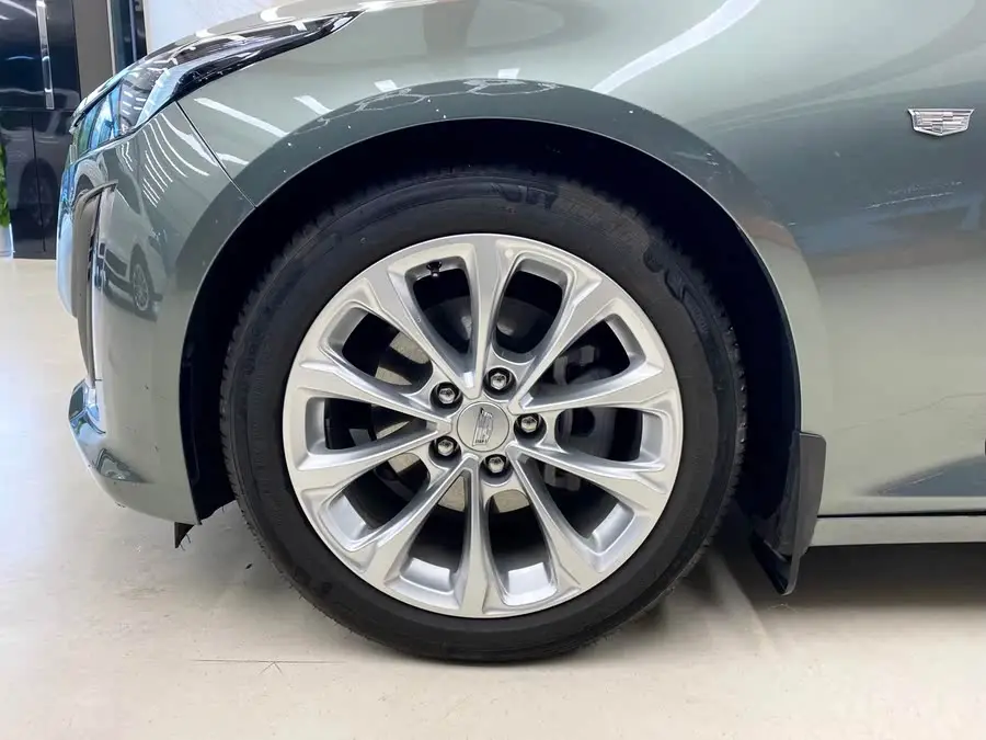 Cadillac CT5 2022 28T Luxury (Standard Version)