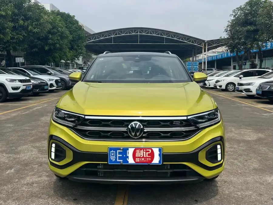 T-ROC 2023 طراز 300TSI DSG دفع ثنائي إصدار نجمي