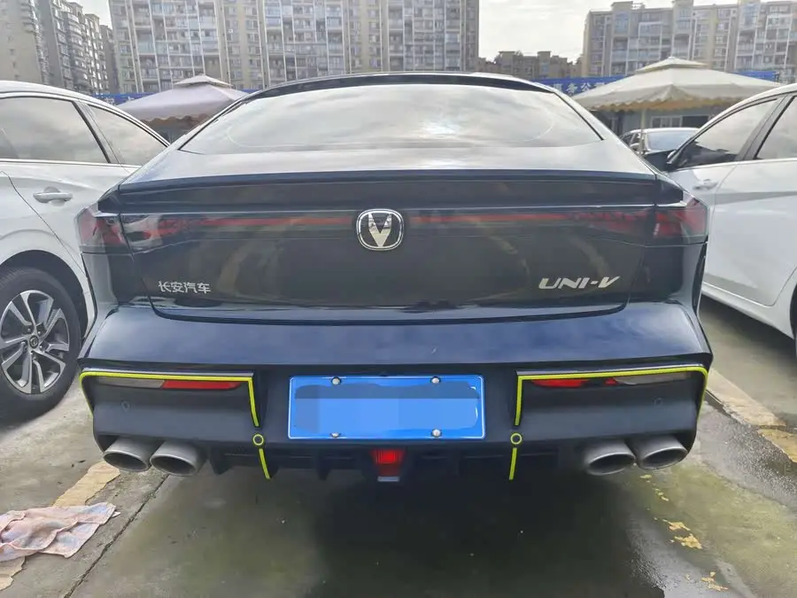 Changan UNI-V 2022 1.5T Premium