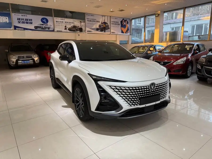 شانجان UNI-T 2022 1.5T الفاخرة