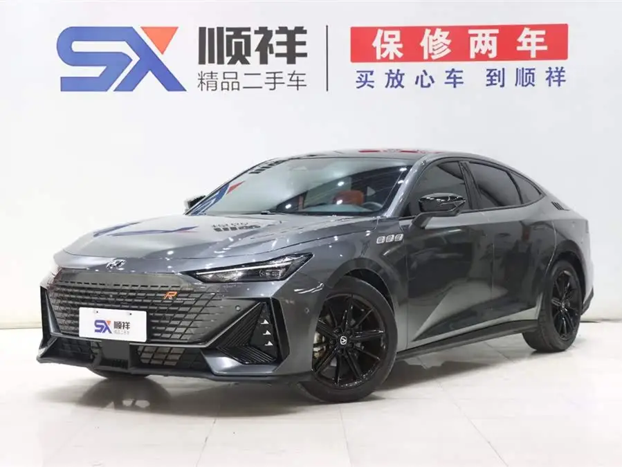 شانجان UNI-V 2022 1.5T إصدار الملاحة الذكية